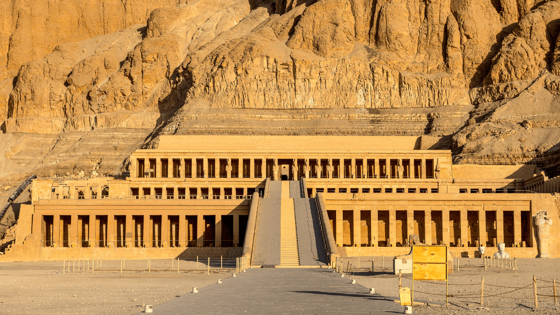 HATSHEPSUT